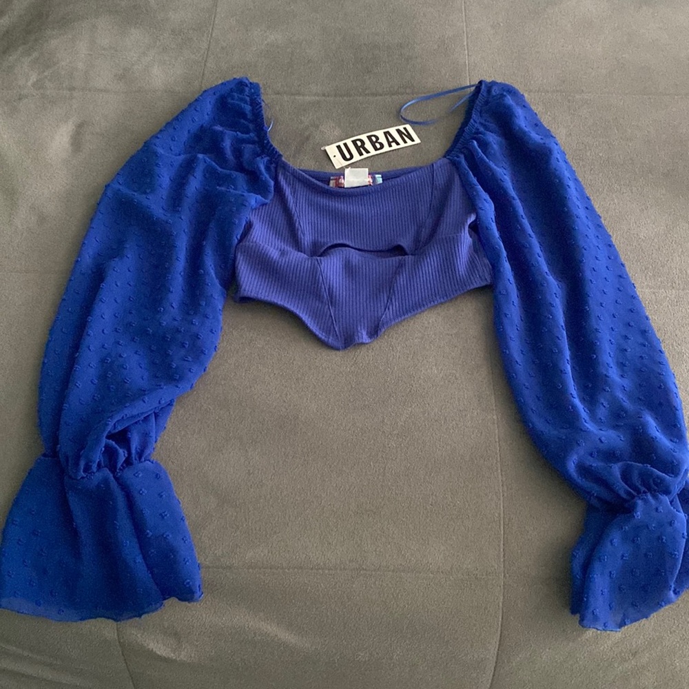 urban outfitter blue top